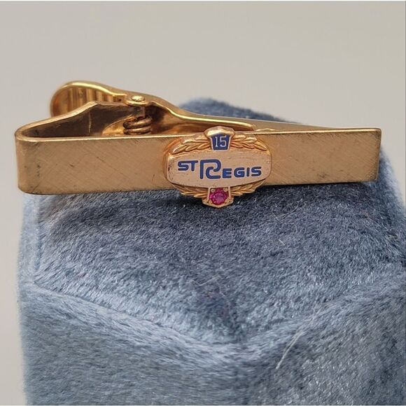 BALFOUR Vintage St. Regis Tie Clip - Picture 2 of 4